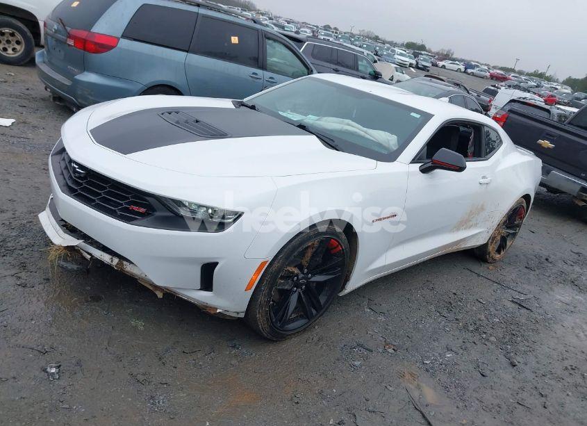 Photo 2 of 2021 Chevrolet Camaro RWD LT1 (VIN 1G1FF1R76M0124111)