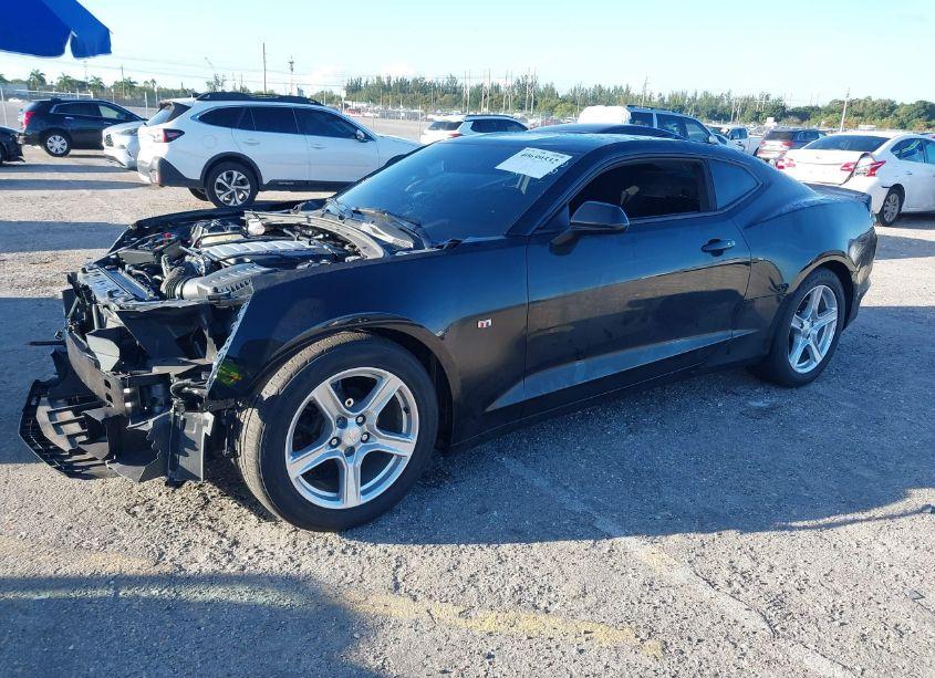 Photo 2 of 2023 Chevrolet Camaro (VIN 1G1FF1R76P0147358)