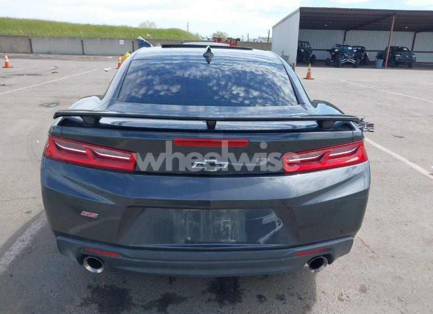 Photo 17 of 2017 Chevrolet Camaro 1SS (VIN 1G1FF1R77H0102947)