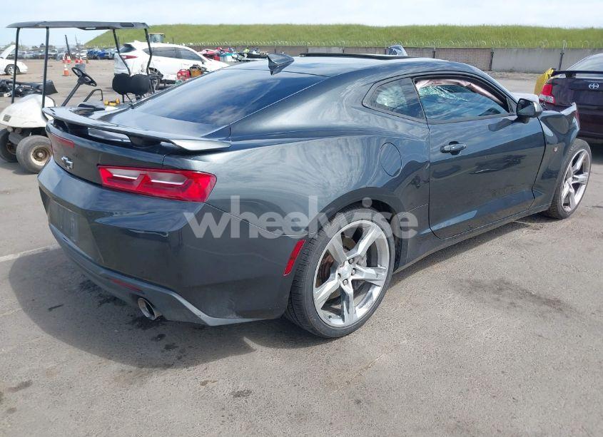 Photo 4 of 2017 Chevrolet Camaro 1SS (VIN 1G1FF1R77H0102947)