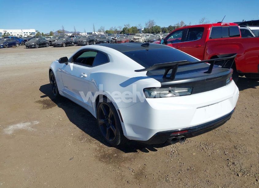 Photo 3 of 2017 Chevrolet Camaro (VIN 1G1FF1R78H0178936)