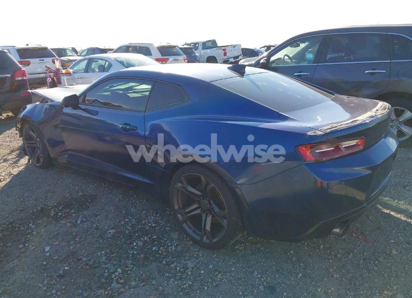 Photo 3 of 2018 Chevrolet Camaro 1SS (VIN 1G1FF1R79J0123630)