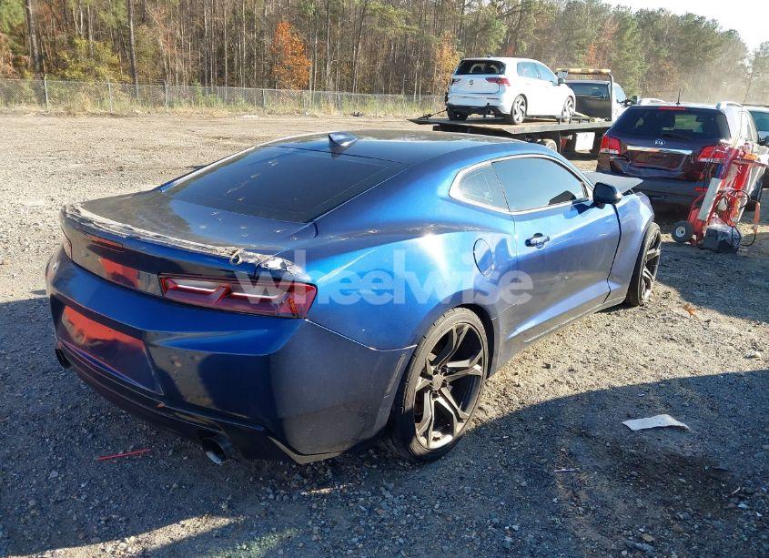 Photo 4 of 2018 Chevrolet Camaro 1SS (VIN 1G1FF1R79J0123630)