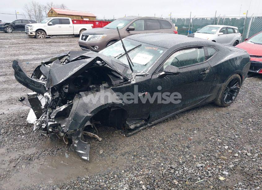 Photo 2 of 2022 Chevrolet Camaro RWD LT1 (VIN 1G1FF1R79N0135234)