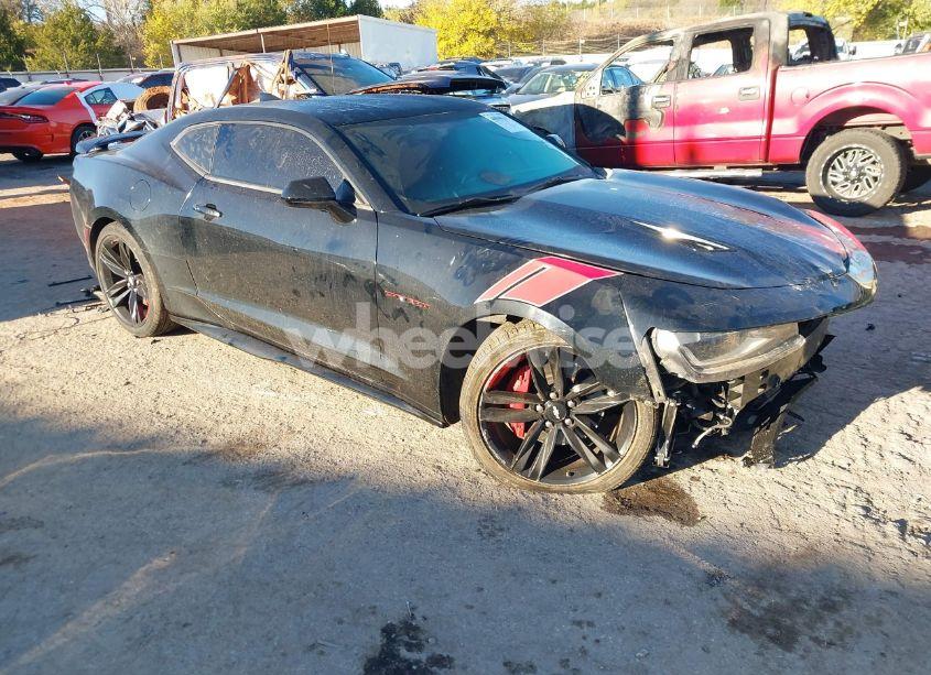 2017 Chevrolet Camaro 1SS (VIN 1G1FF1R7XH0197505) main photo