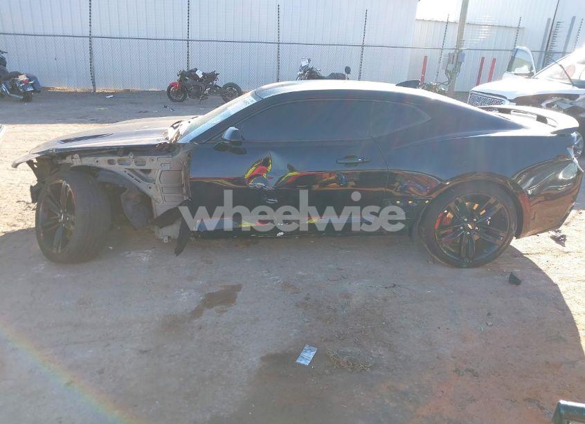 Photo 14 of 2017 Chevrolet Camaro 1SS (VIN 1G1FF1R7XH0197505)