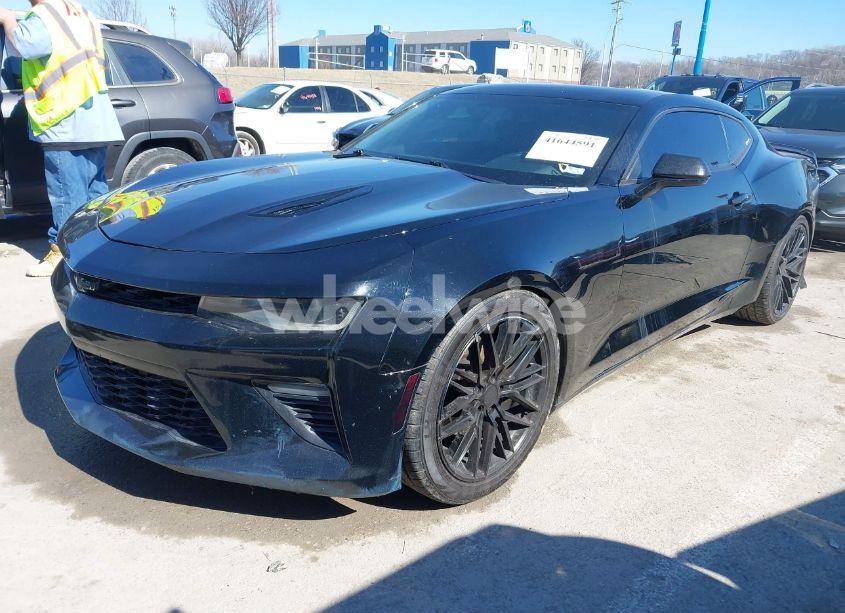 Photo 2 of 2017 Chevrolet Camaro 1SS (VIN 1G1FF1R7XH0199125)