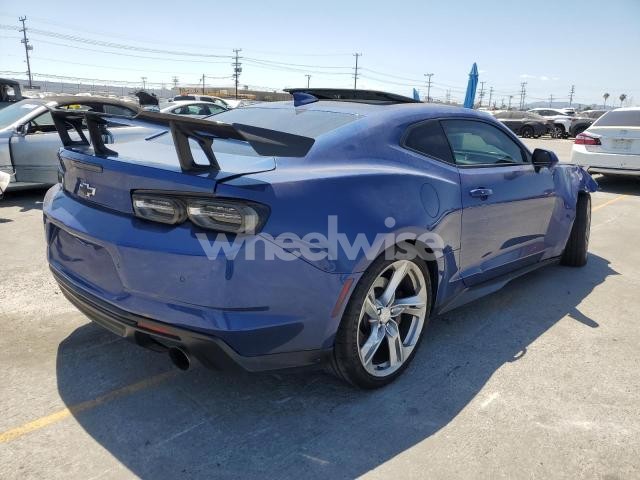 Photo 7 of 2021 CHEVROLET CAMARO LZ (VIN 1G1FF1R7XM0104427)