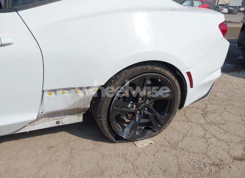 Photo 6 of 2022 Chevrolet Camaro RWD LT1 (VIN 1G1FF1R7XN0105319)