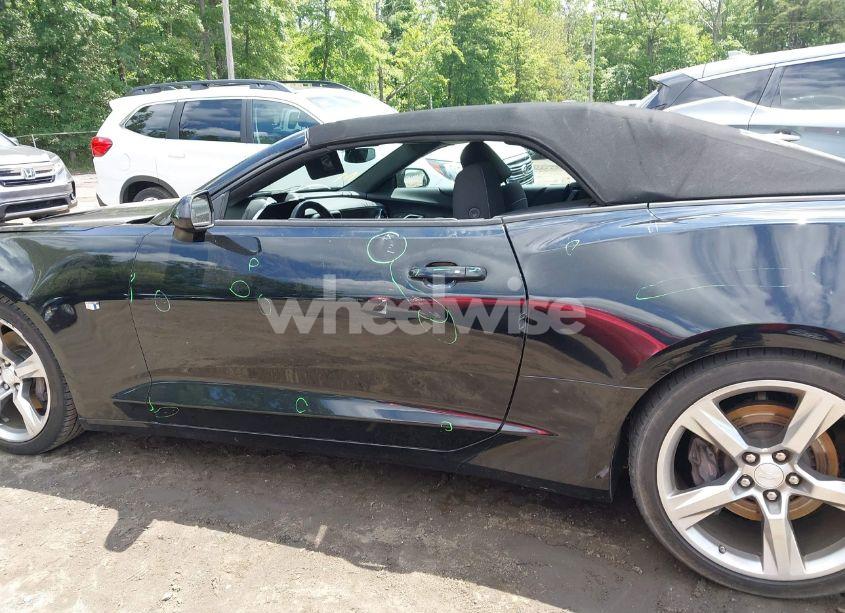 Photo 14 of 2018 Chevrolet Camaro 1SS (VIN 1G1FF3D72J0125321)