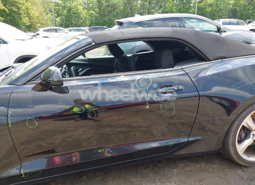 Photo 6 of 2018 Chevrolet Camaro 1SS (VIN 1G1FF3D72J0125321)