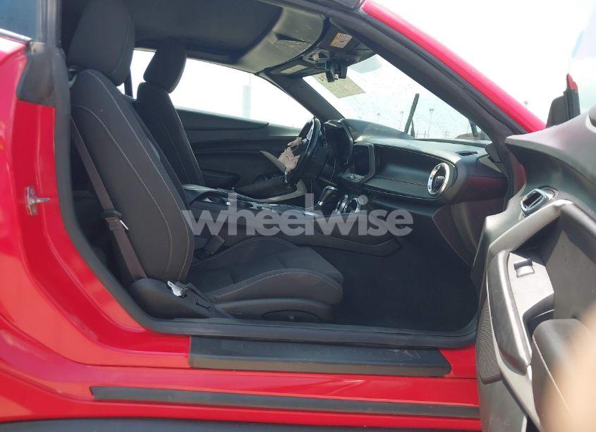 Photo 5 of 2017 Chevrolet Camaro 1SS (VIN 1G1FF3D73H0174702)