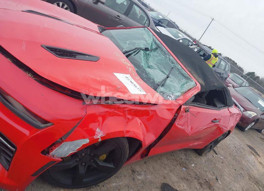 Photo 12 of 2018 Chevrolet Camaro 1SS (VIN 1G1FF3D75J0124051)