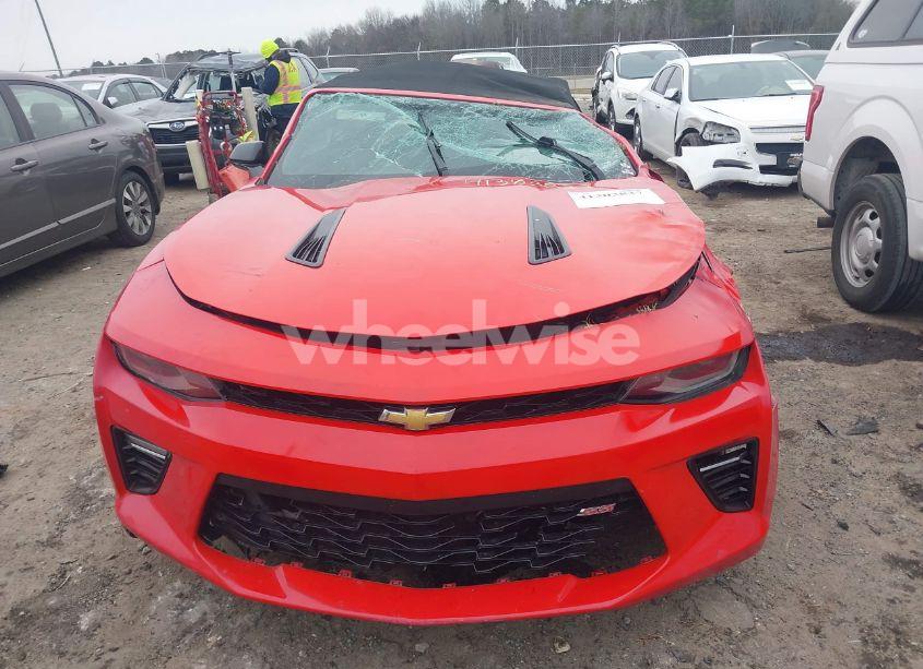 Photo 6 of 2018 Chevrolet Camaro 1SS (VIN 1G1FF3D75J0124051)