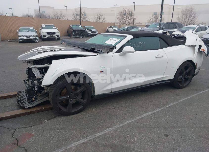 Photo 2 of 2017 Chevrolet Camaro 1SS (VIN 1G1FF3D76H0105051)