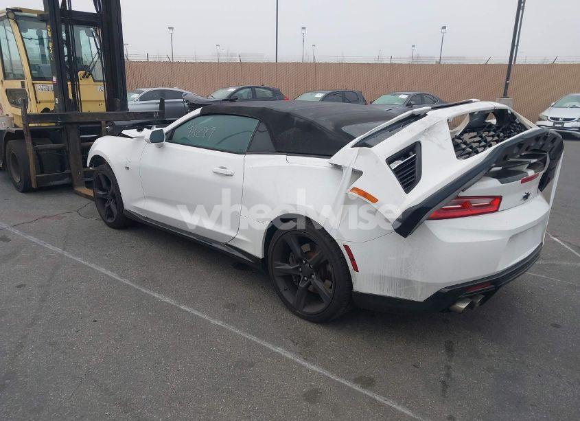 Photo 3 of 2017 Chevrolet Camaro 1SS (VIN 1G1FF3D76H0105051)