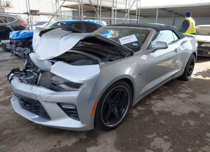 Photo 2 of 2017 Chevrolet Camaro 1SS (VIN 1G1FF3D77H0180079)