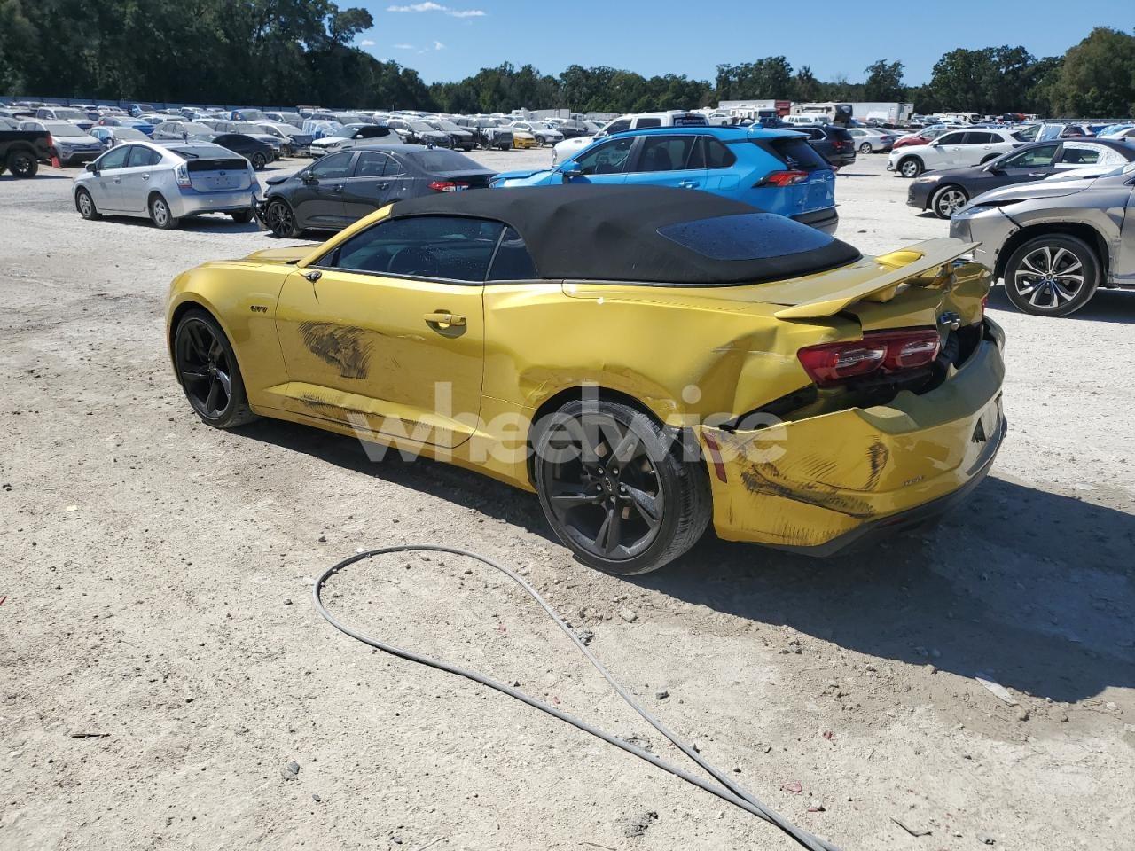 Photo 2 of 2024 CHEVROLET CAMARO LT1 (VIN 1G1FF3D77R0105321)