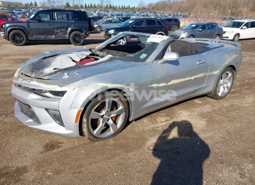 Photo 2 of 2017 Chevrolet Camaro 1SS (VIN 1G1FF3D7XH0166743)