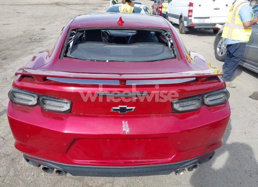 Photo 17 of 2019 Chevrolet Camaro 2SS (VIN 1G1FG1R70K0105760)