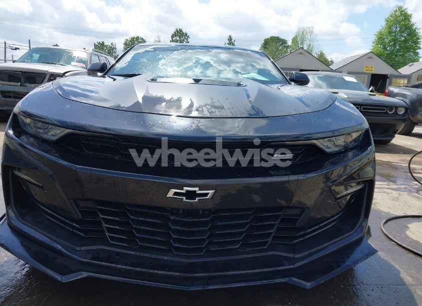 Photo 12 of 2019 Chevrolet Camaro 2SS (VIN 1G1FG1R70K0126995)