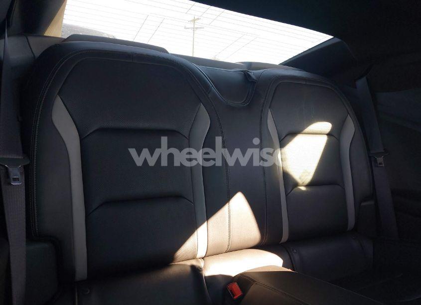 Photo 8 of 2016 Chevrolet Camaro 2SS (VIN 1G1FG1R71G0122171)