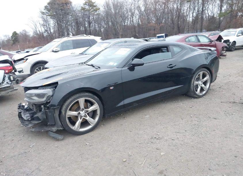 Photo 2 of 2016 Chevrolet Camaro 2SS (VIN 1G1FG1R71G0131744)