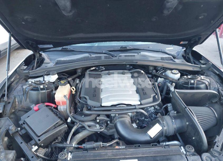 Photo 10 of 2017 Chevrolet Camaro 2SS (VIN 1G1FG1R71H0143765)