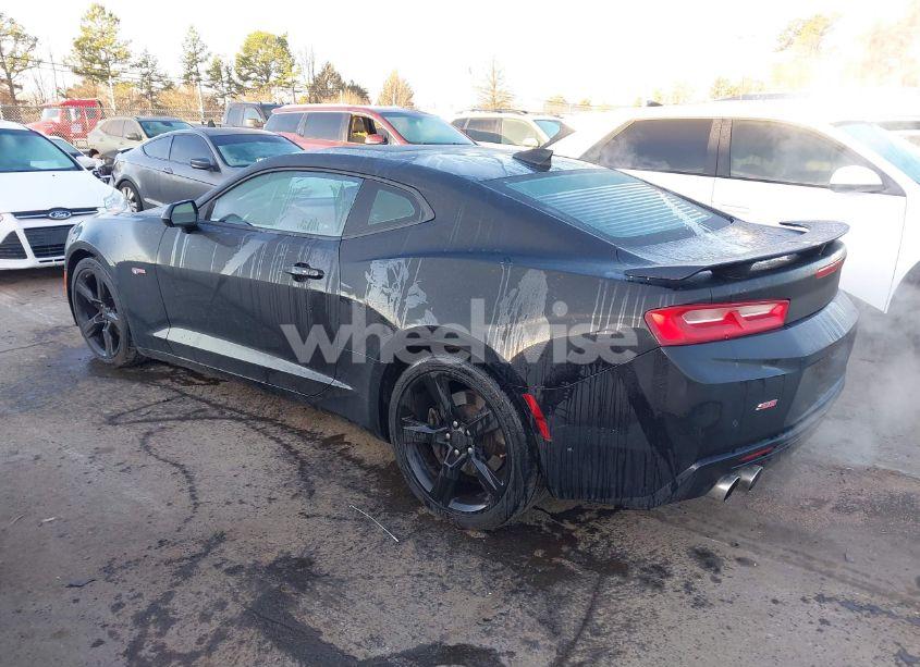 Photo 14 of 2017 Chevrolet Camaro 2SS (VIN 1G1FG1R71H0143765)