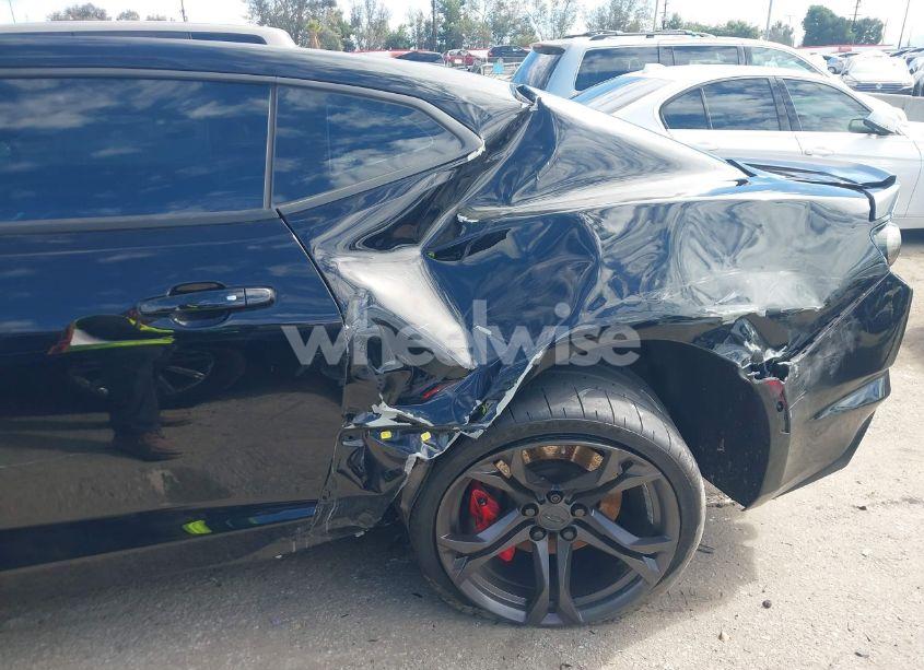 Photo 6 of 2020 Chevrolet Camaro RWD 2SS (VIN 1G1FG1R72L0138437)