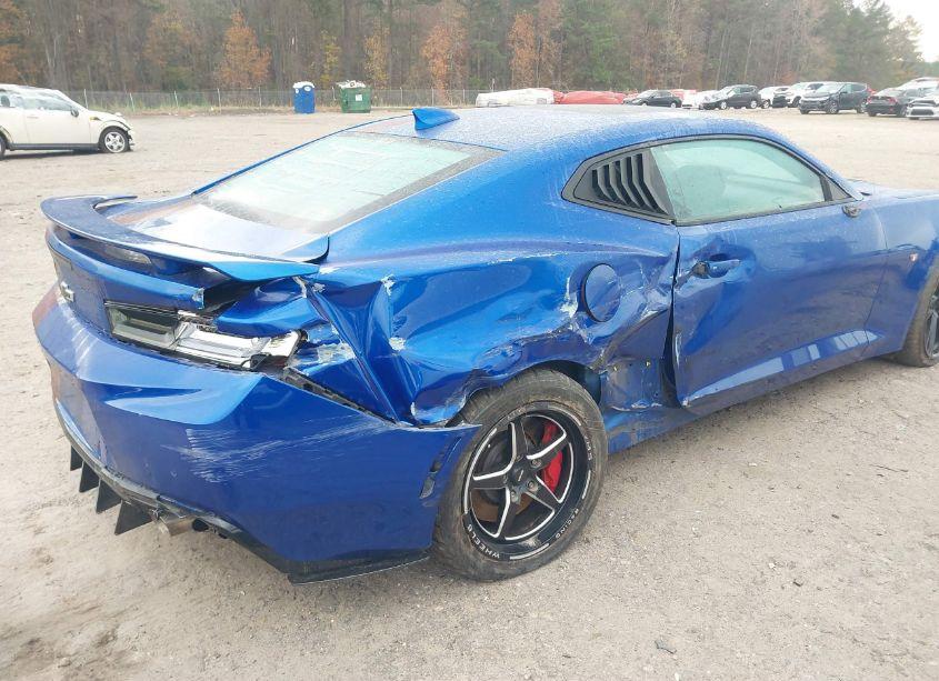 Photo 6 of 2016 Chevrolet Camaro 2SS (VIN 1G1FG1R74G0148781)