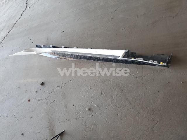 Photo 12 of 2019 CHEVROLET CAMARO SS (VIN 1G1FG1R74K0127373)