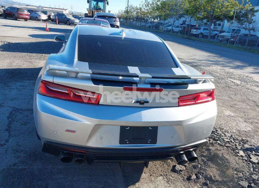 Photo 16 of 2017 Chevrolet Camaro 2SS (VIN 1G1FG1R75H0143851)