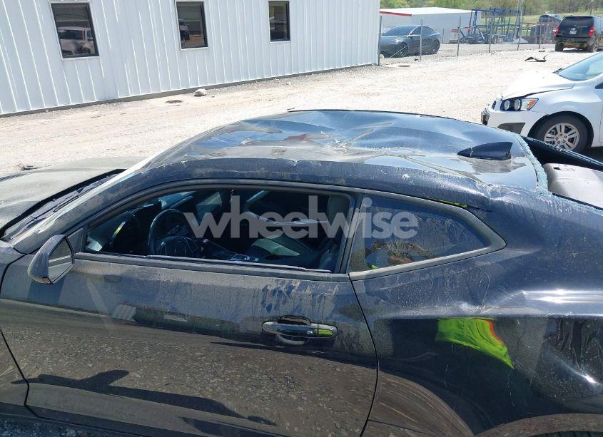 Photo 6 of 2019 Chevrolet Camaro 2SS (VIN 1G1FG1R75K0122280)