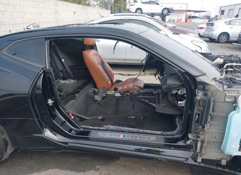 Photo 13 of 2016 Chevrolet Camaro 2SS (VIN 1G1FG1R77G0140934)