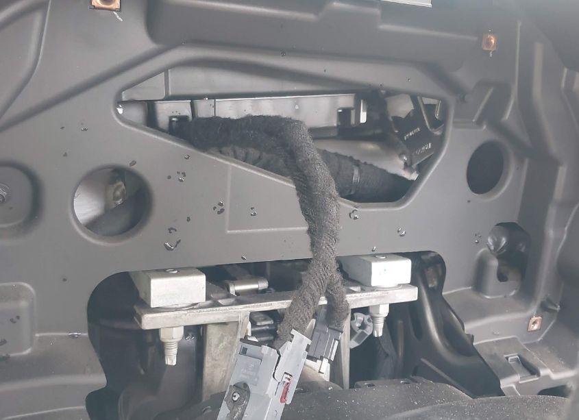 Photo 15 of 2016 Chevrolet Camaro 2SS (VIN 1G1FG1R77G0140934)