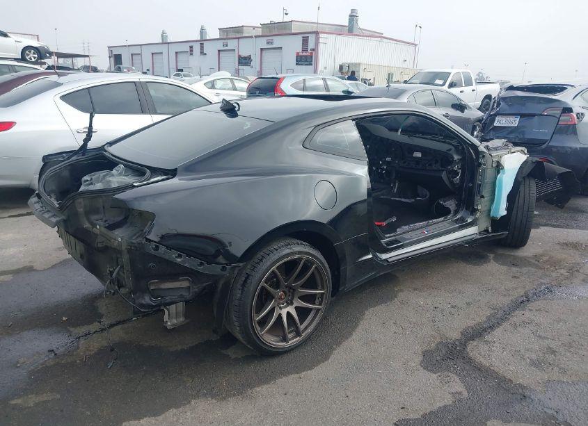 Photo 4 of 2016 Chevrolet Camaro 2SS (VIN 1G1FG1R77G0140934)