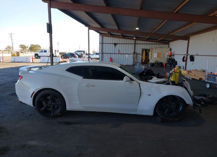 Photo 13 of 2017 Chevrolet Camaro 2SS (VIN 1G1FG1R78H0139471)