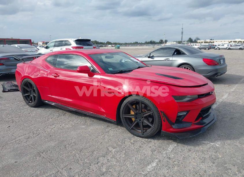 2016 Chevrolet Camaro 2SS (VIN 1G1FG1R79G0124329) main photo