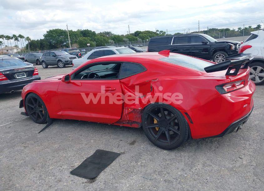 Photo 14 of 2016 Chevrolet Camaro 2SS (VIN 1G1FG1R79G0124329)