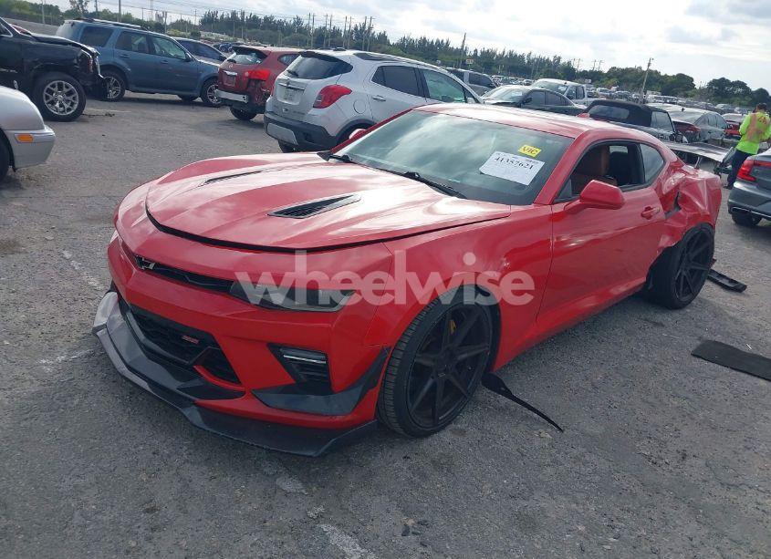 Photo 2 of 2016 Chevrolet Camaro 2SS (VIN 1G1FG1R79G0124329)