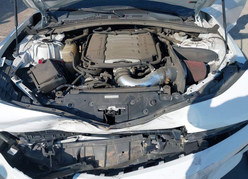 Photo 10 of 2017 Chevrolet Camaro 2SS (VIN 1G1FG1R7XH0142842)