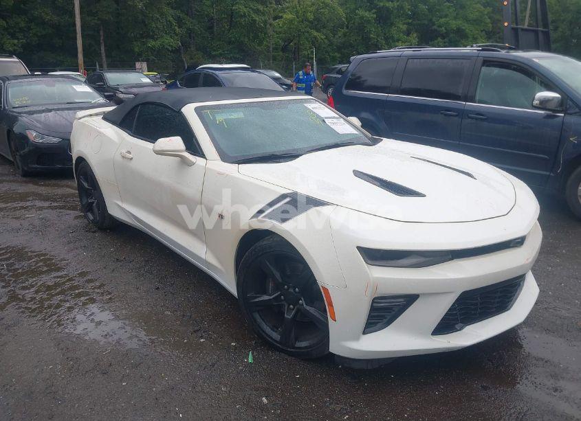 2018 Chevrolet Camaro 2SS (VIN 1G1FG3D78J0173774) main photo