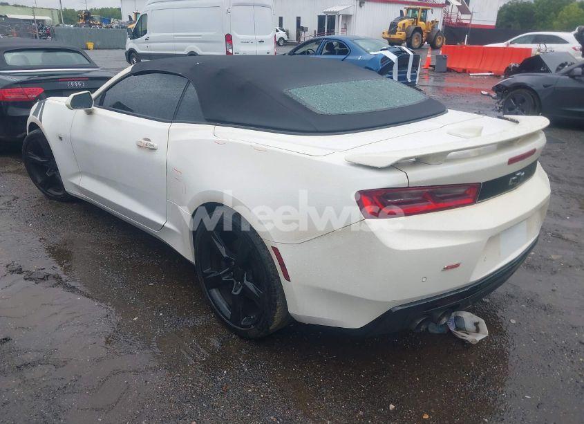Photo 3 of 2018 Chevrolet Camaro 2SS (VIN 1G1FG3D78J0173774)