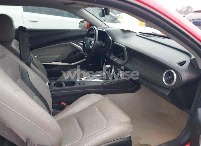 Photo 5 of 2016 Chevrolet Camaro 2SS (VIN 1G1FH1R70G0152484)