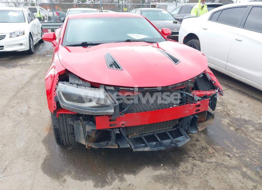 Photo 6 of 2016 Chevrolet Camaro 2SS (VIN 1G1FH1R70G0152484)