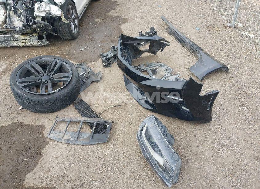 Photo 12 of 2018 Chevrolet Camaro 2SS (VIN 1G1FH1R70J0186772)