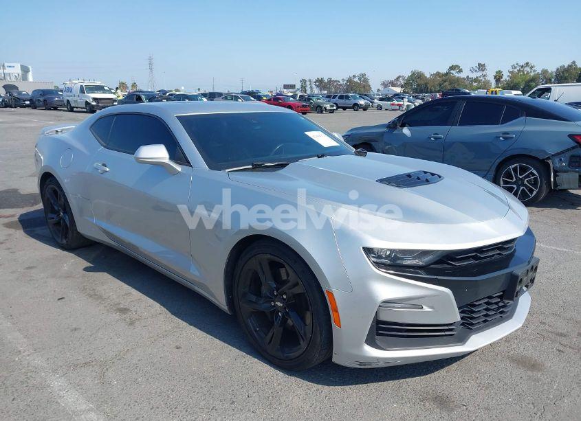 2019 Chevrolet Camaro 2SS (VIN 1G1FH1R70K0138027) main photo