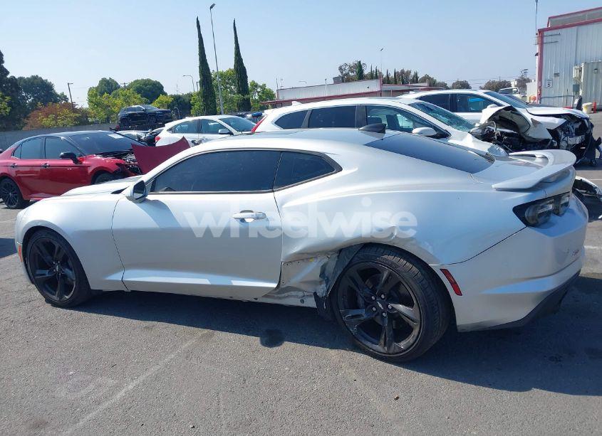 Photo 15 of 2019 Chevrolet Camaro 2SS (VIN 1G1FH1R70K0138027)