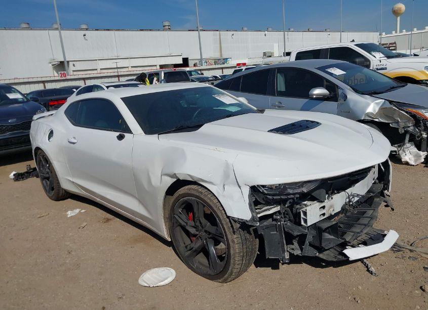2021 Chevrolet Camaro RWD 2SS (VIN 1G1FH1R70M0107704) main photo
